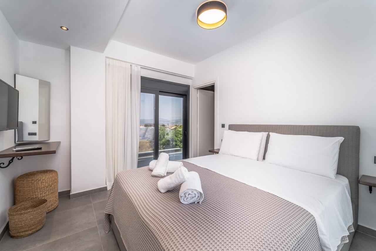 Apolpaina Nemesis Luxury Villas מראה חיצוני תמונה