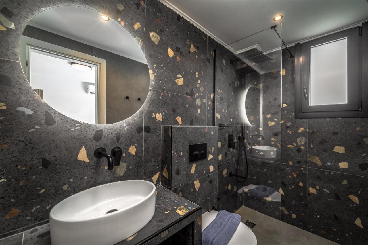 Apolpaina Nemesis Luxury Villas מראה חיצוני תמונה