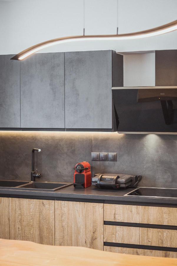 Apolpaina Nemesis Luxury Villas מראה חיצוני תמונה