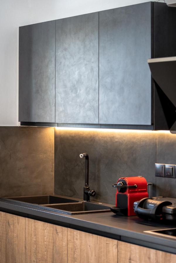 Apolpaina Nemesis Luxury Villas מראה חיצוני תמונה