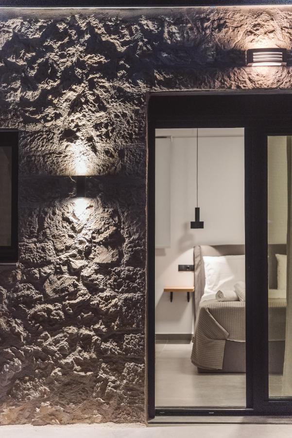 Apolpaina Nemesis Luxury Villas מראה חיצוני תמונה